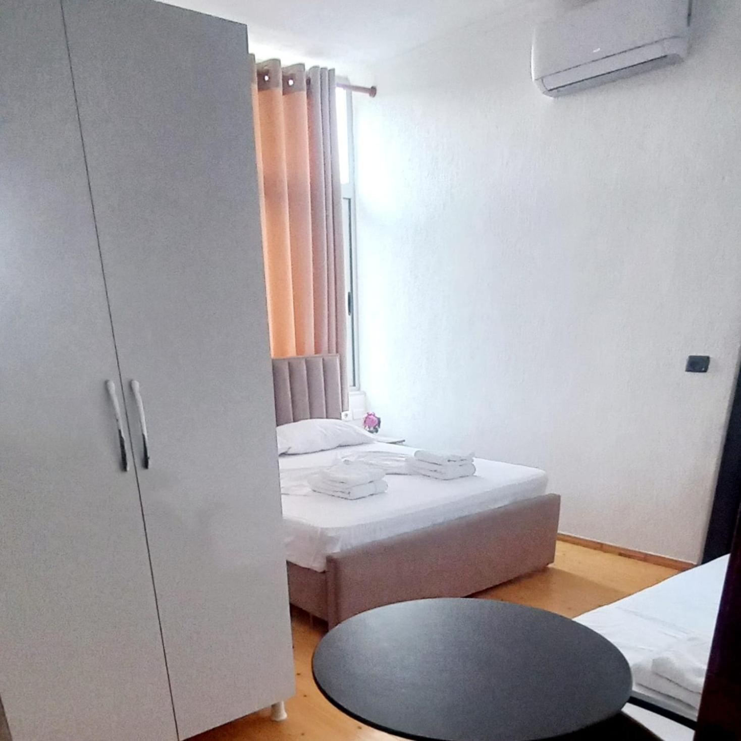 Hotel Eno Përmet Rom bilde